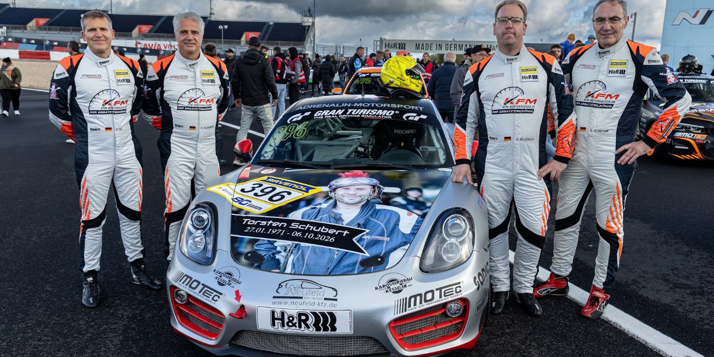 #396 KFM Porsche Cayman mit Gedenkbild für Torsten Schubert