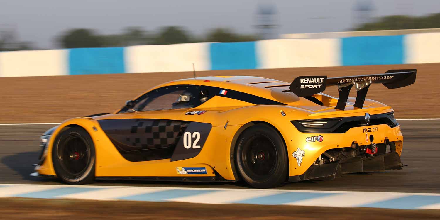 151103_Renault_Sport_RS_copyright_renault_02.jpg